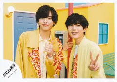 【中古】生写真(ジャニーズ) なにわ男子/道枝駿佑・長尾謙杜/横型・上半身/シングル「The Answer / サチアレ」MV＆ジャケ写オフショット/公式生写真