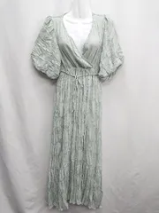 ◇ ⊂ mily bilet 花柄 バックオープン Ｖネック 半袖 ロング丈 ワンピース サイズL ライトグリーン レディース E  【1410290015223】