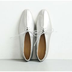 OURHOME きれいめレースアップシューズ アイボリー 24cm - メルカリ