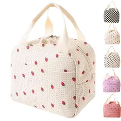 お弁当袋裏地付き❤いちごバスケット❤カゴ柄❤イチゴ柄❤ハンドメイド お弁当袋裏地付き❤いちごバスケット❤カゴ柄❤イチゴ柄