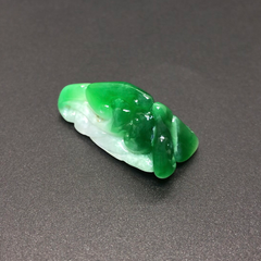 【希少】天然本翡翠　高品質ろうかんグリーン　ペンダント　36.30ct　上質　高級感満々　色味＆艶抜群　男女兼用　国内鑑別書付き