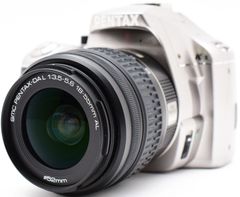ペンタックス デジタル一眼 PENTAX K-X レンズキット シルバー×ブラック 中古 新品SDカード付き 届いてすぐに使える 美品