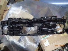 グロリア Y34 純正 フロント グリル 62310AG500 - メルカリ