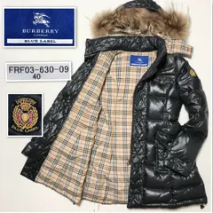 BURBERRY BLUE LABEL バーバリーブルーレーベル　ダウンコート　ロゴワッペン　ロゴ金ボタン　ラクーンファー付きフード　ダウン80% ブラック×裏地総ノバチェック　size40(L) 三陽商会　レディース