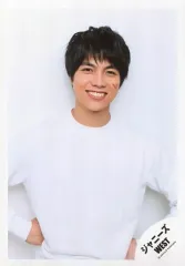 【中古】生写真(ジャニーズ) ジャニーズWEST/重岡大毅/上半身・衣装白・両手腰・歯見せ・背景白/「ジャニーズWEST LIVE TOUR 2019 WESTV!」グッズオフショット/公式生写真