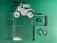 自賠ステッカープレート　GROM　グロム　シルエット