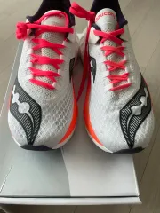 B未使用品 26.0㎝サッカニー エンドルフィンプロ3 ランニング シューズ 2025年最新】エンドルフィンプロ3の人気アイテム - メルカリ