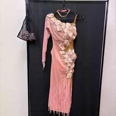 【タカダンス】社交ダンス　ラテンドレス　ダンス衣装　ピンク　美品
