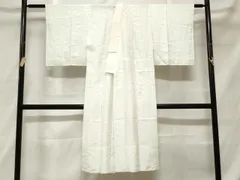 長襦袢・正絹 ❄️☆ 『 2530 』 ( 155 ㎝前後の方) 長襦袢・正絹 ❄️☆ 『 2530 』 ( 155 ㎝前後の方) - メルカリ