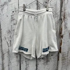 未使用品　ベージュクリーム色プリント　OFF ハーフパンツ オフホワイト 未使用品 ベージュクリーム色プリント OFF ハーフパンツ オフホワイト