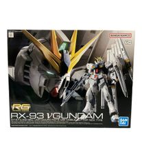 美品 バンダイ 機動戦士ガンダム逆襲のシャア プラモデル ガンプラ RG νガンダム 1/144 BANDAI