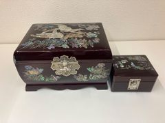 † 韓国伝統 螺鈿細工 貝殻装飾 漆器 オルゴール付き 宝石箱ジュエリーBOX鍵無し美品、小箱セット