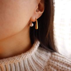 ピアス 両耳用 パール ステンレス ティアドロップ パールキャッチ バックデザインピアス エレガント ステンレスピアス ドロップ型 レディース ジュエリー 大人 大人かわいい 韓国アクセサリー 369p シースキー【seasukii】