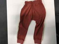 子供用赤茶ベージュパンツ　19
