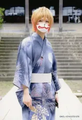 【中古】生写真(男性) まふまふ/膝上・浴衣水色・後ろ階段/CD「明日色ワールドエンド」(GNCL-1274/1275/1276)初回封入特典フォトカード