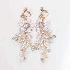 ラインストーン　クリスタルリーフフラワードロップイヤリング ゴールド