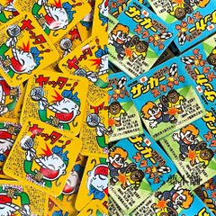 【 ヤッターめん ／ サッカースクラッチ 各25個 計50個セット 】 ヤッターメン サカスク 駄菓子 菓子 ラムネ スクラッチ 詰め合わせ 詰合せ 懐かしい 昔ながら 大量 まとめ買い 大人買い 業務用 セット おやつ ばらまき メール便 ポスト投函