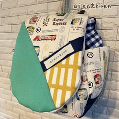 名入れ＊ベビーリュック電車柄＊男の子のお祝いに♪一升餅用にも♪