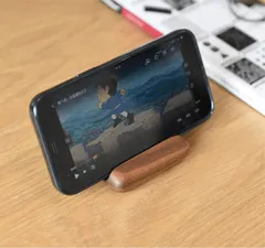 【数量限定】卓上 携帯スタンド iphone スタンド スタンド アイホンスタンド 木製 スマートフォンホルダー 充電スタンド 充電台 横置き縦置きもオッケ タブレットスタンド ハンズフリー 両手解放 スマホスタンド コンパクトサイズ 持ち運びやすい ipho