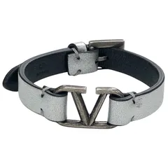 2242【新品 定価6.5万円】ヴァレンティノ★ロックスタッズブレスレット★紐 2242【新品 定価6.5万円】ヴァレンティノ☆ロックスタッズ