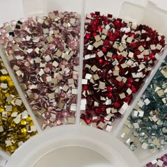 専用ページ  スクエアクリスタルビーズ