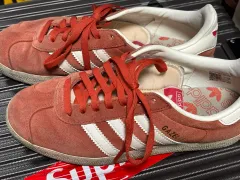 adidas(アディダス) ガゼル カレッジ オレンジ