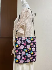 和風小物　ハンドメイド　和柄ショルダーバック　黒系