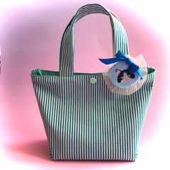 【福祉施設制作】向日葵作　トートバック　「ミニトートバック　ネコ刺繍ブローチ付（青ストライプ×青緑）」NO.3888　P（弐）