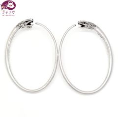 CELINE セリーヌ スネーク ピアス 両耳 シルバーカラーメタル 片方キャッチ欠品 スネーク/蛇 モチーフ スタッドピアス イタリア製