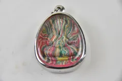 ルアンプートー師の借金返済プラピッタータムシントートーン寺院純銀