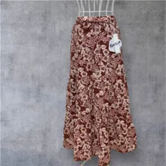 GU   ×   KEHTA  MARUYAMA    コラボ　 アロハプリント　ティアード　スカート  M サイズ    ブラウン系　レッド系　   花柄　 GU  ジーユー