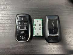 トヨタ　アルファード　スマートキー　007-AC0146