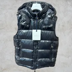 定価22万円☆新品未使用タグ付き☆ MONCLER BORMES ボルム ダウンベスト TG1～TG6 ブラック色 M～XXLサイズ　人気モデル！！