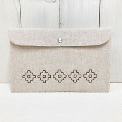 《送料無料》フラットポーチ【柿の花 こげ茶】　刺し子・綿麻・コットン