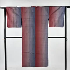 道行 身丈130.5cm 裄丈64.5cm M 和装コート 角衿 紬地 縞 ぼかし えんじ色 正絹 秀品 【中古】