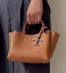 2025年最新】トッズ Tod's ミディアムの人気アイテム - メルカリ