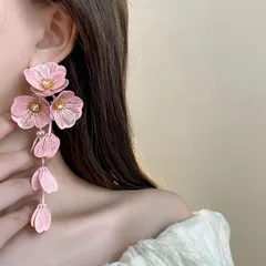 フラワーピアス ピンク ピアスパーティーブライダル アクセサリー エレガント