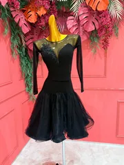 黒の花柄デザインのロングスカート 黒 丈91cm 【完成品☆社交