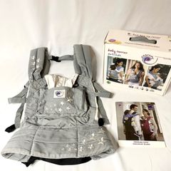【エルゴベビー】ベビーキャリア　porta bebe 抱っこ紐　ベビー　赤ちゃん　グレー　星　スター