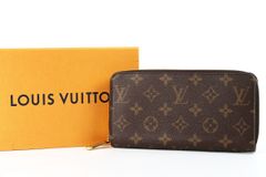 【新品同様・未使用】LOUIS VUITTON ヴィトン モノグラム ラウンドファスナー ジッピーウォレット 長財布 ブランド小物【QN39】