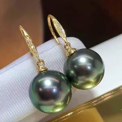 チタンピアス　貝パール　12mm　 CZダイヤ　黒蝶色パール　グリーン光沢