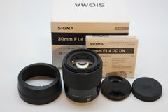 ■ほぼ新品■ SIGMA 30mm F1.4 DC DN Contemporary マイクロフォーサーズ ＊24303