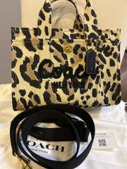 COACH X PEANUTS】テリ ショルダー バッグ・スヌーピー 品番