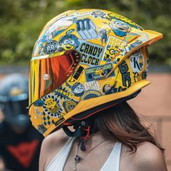 ミニオンズコラボ フルフェイスヘルメット 安全認証付き Bluetooth対応 ミニオンズコラボ フルフェイスヘルメット 安全認証付き