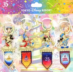 【新品】ディズニーキーチェーンセット(バナー付)全9個　35＆20周年 ミッキー Amazon.co.jp: [gaia80] ミッキー＆フレンズ キーチェーンセット