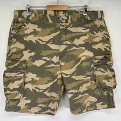 カーハート 迷彩ハーフパンツ　 メンズハーフパンツ　used カーハートCarharttカーゴショーツハーフパンツショートパンツ