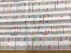 スウィートメロデイーズ　音符アイボリー　110×50cm