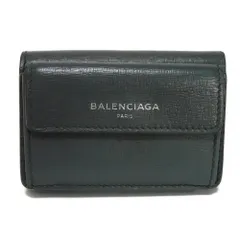 平置き実寸現行品✨BALENCIAGA 財布 エッセンシャル ストラップ付き ロゴ型押し