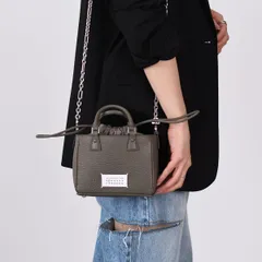 MAISON MARGIELA メゾン マルジェラ バッグ ハンドバッグ トートバック ショルダーバッグ 5AC SB1WG0046 P4348 ブラック レザー ロゴ オケージョン メタルチェーン