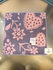 【未使用・新品】【公式正規取扱い】Vivienne Westwood（ヴィヴィアンウエストウッド）HEART AND FLOWERS タオルハンカチ ハート 花柄 ギフト プレゼント